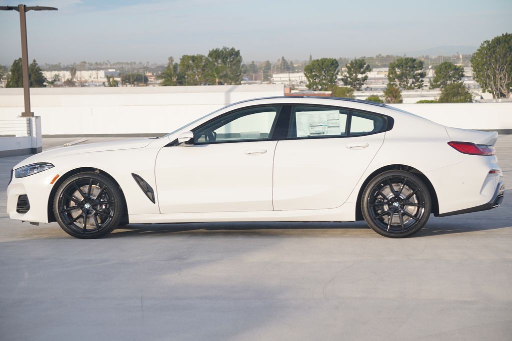 Thumbnail: 2026 BMW 8 Series - 4