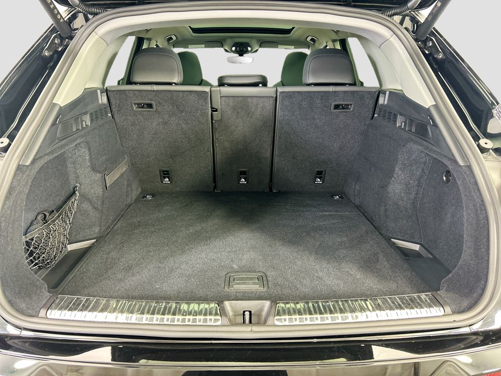 Thumbnail: 2025 Audi Q5 - 27