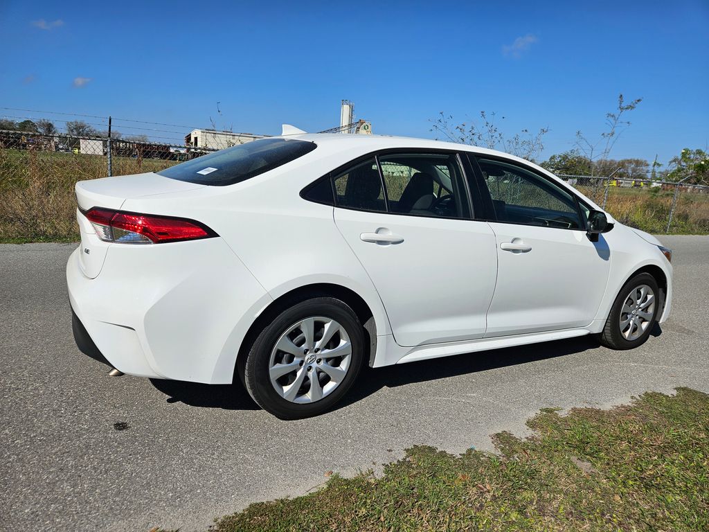 2023 Toyota Corolla LE 5