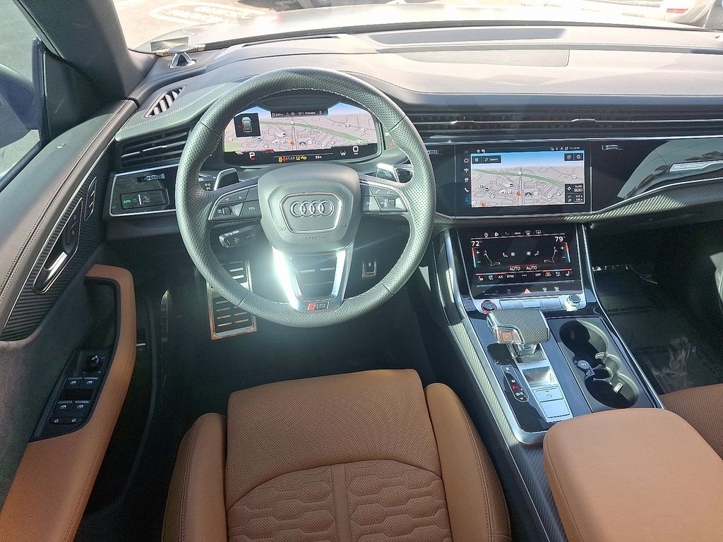 Thumbnail: 2025 Audi RS Q8 - 11