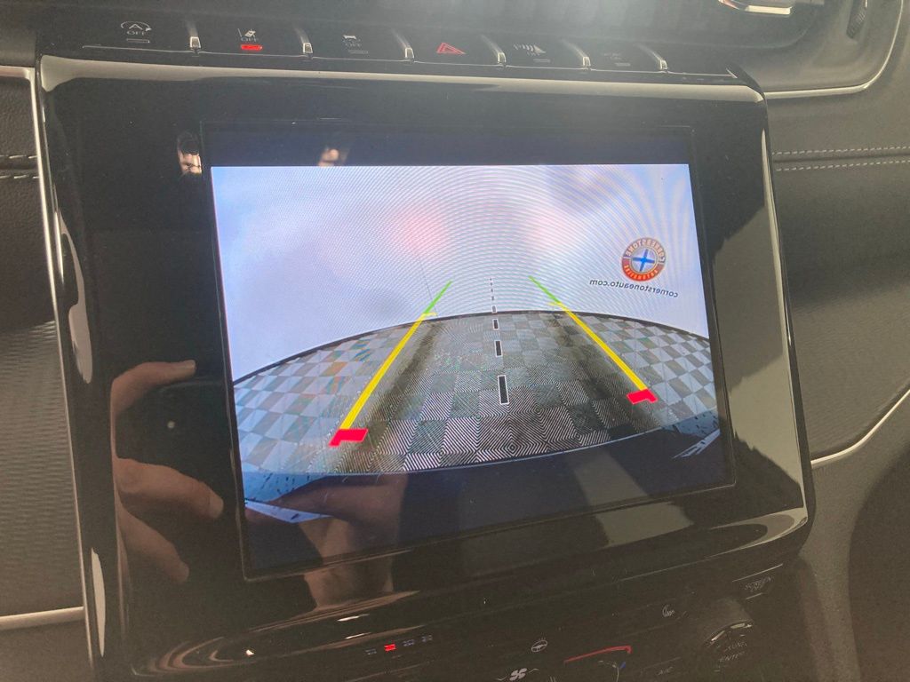 New 2025 Gray Jeep Altitude X image 5