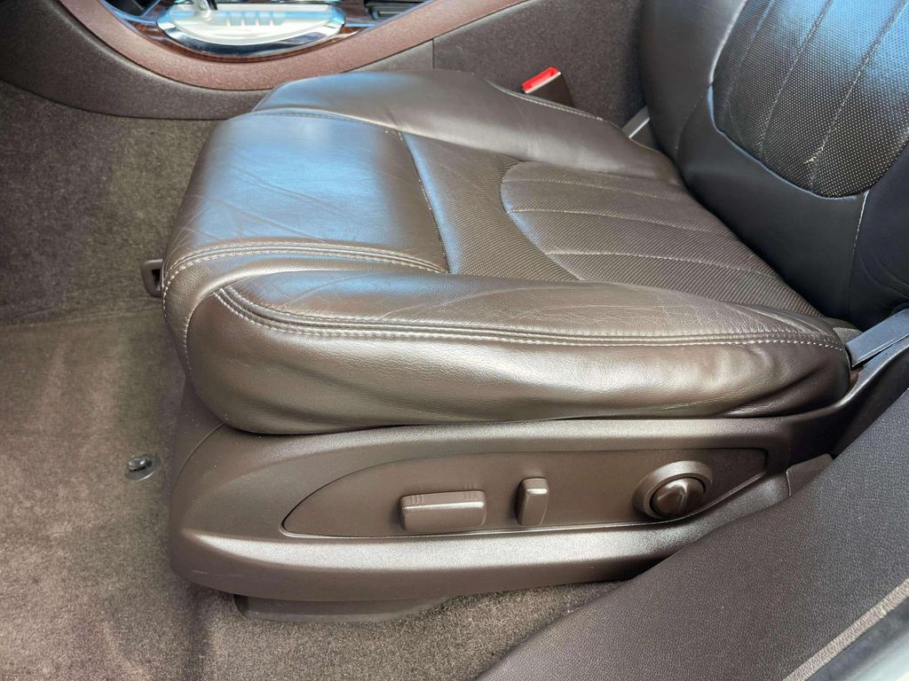 Used 2014 Champagne Silver Metallic Buick Premium Group image 29