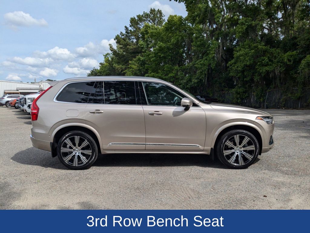 2023 Volvo XC90 B6 Ultimate Bright Theme 7P