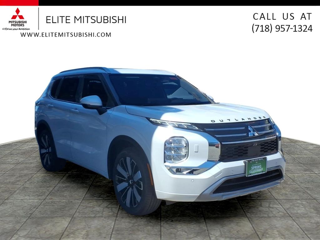 2026 Mitsubishi Outlander Black Edition S-AWC's photo