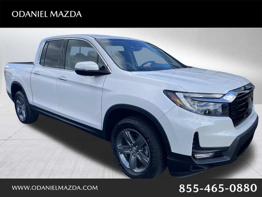 Lunar Silver Metallic 2023 Honda Ridgeline Pickup Truck All-Wheel Drive 9-Speed Automatic