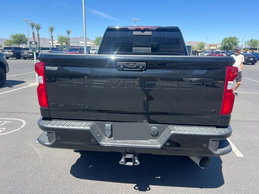Thumbnail: 2023 Chevrolet Silverado 2500 - 4
