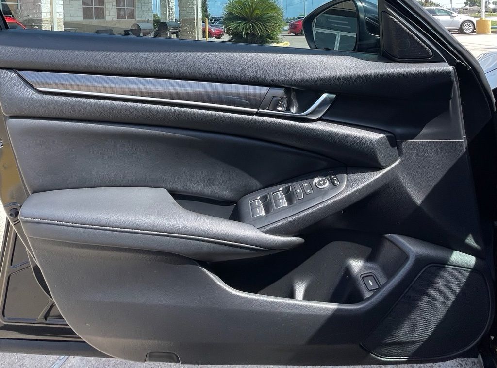 2020 Honda Accord Sport 2.0T Black at DeMontrond Auto Country