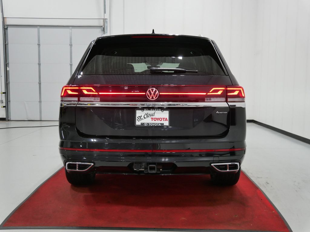 Used 2025 Volkswagen Atlas SUV