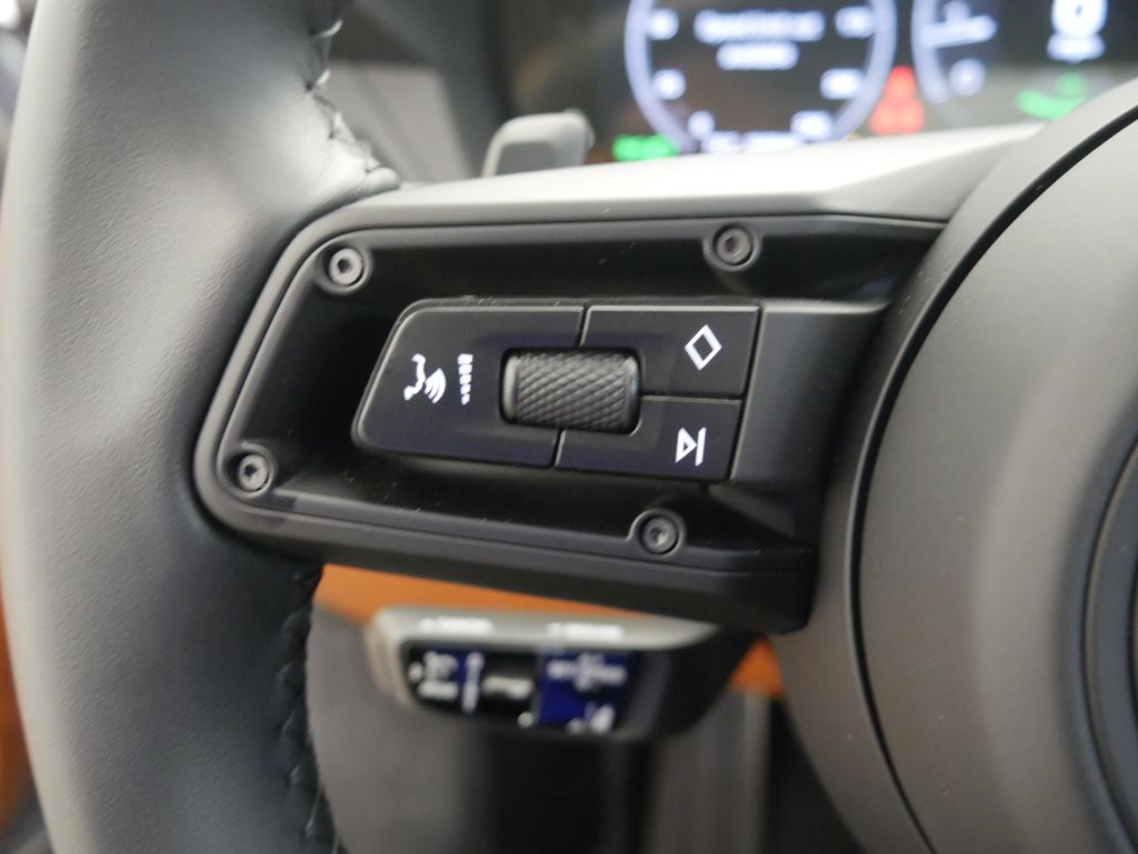 Thumbnail: 2026 Porsche 911 - 22