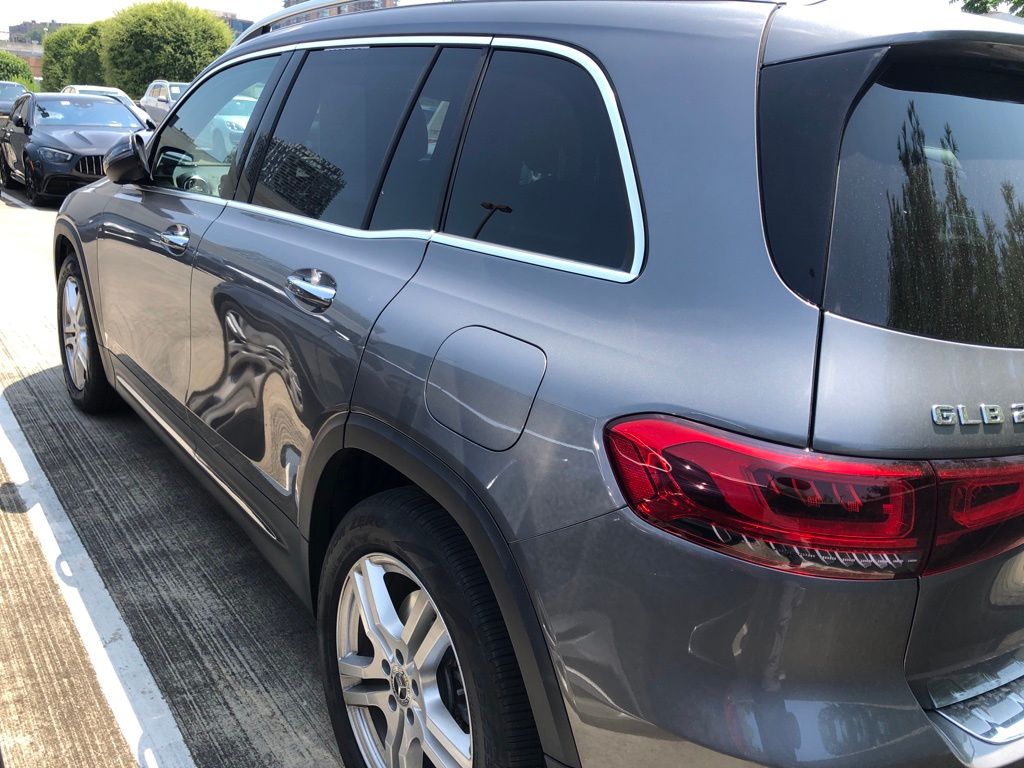 Thumbnail: 2021 Mercedes-Benz GLB - 5
