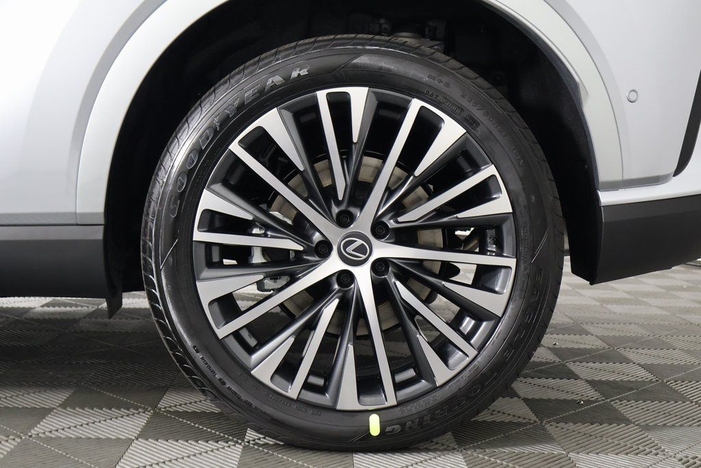 Thumbnail: 2026 Lexus RX - 10