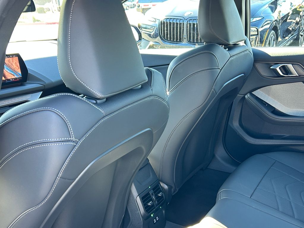 Thumbnail: 2025 BMW 2 Series - 31