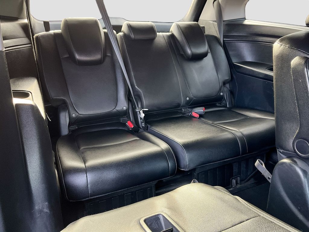 Used 2024 Black Honda EX-L image 27