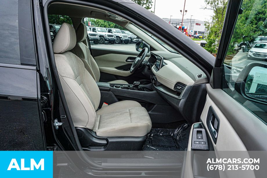 Used 2025 Black Nissan SV image 23