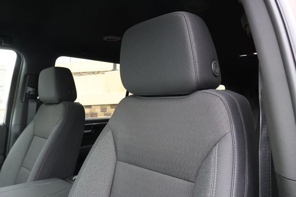 Thumbnail: 2026 Chevrolet Suburban - 16