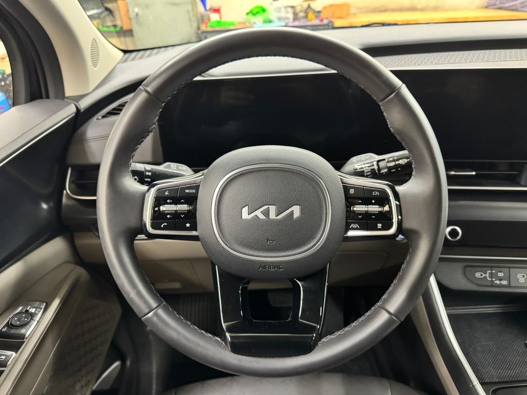 2025 Kia Carnival LXS