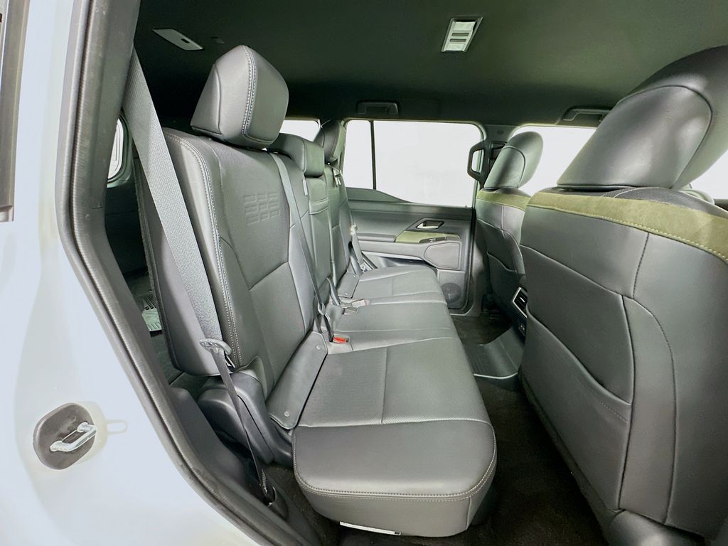 Thumbnail: 2024 Lexus GX - 27