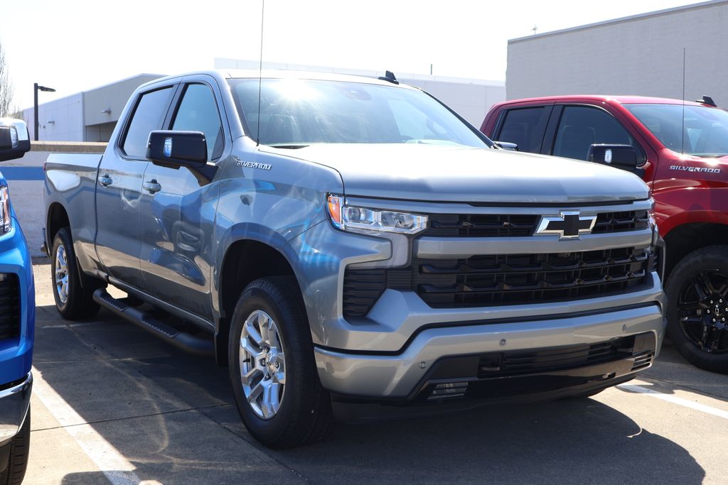2025 Chevrolet Silverado 1500 RST 3