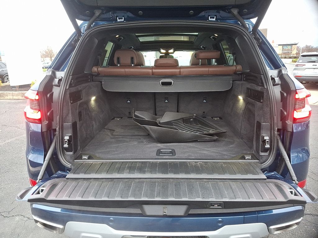 Thumbnail: 2023 BMW X5 - 32