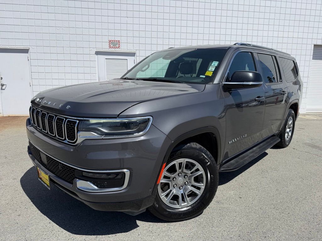 Baltic Gray Metallic Clearcoat 2024 Jeep Wagoneer L 4WD SUV / Crossover Four-Wheel Drive 8-Speed Automatic