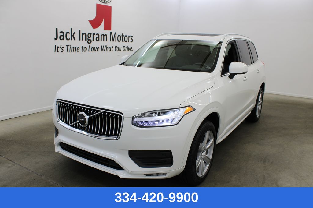 2022 Volvo XC90 T5 Momentum FWD
