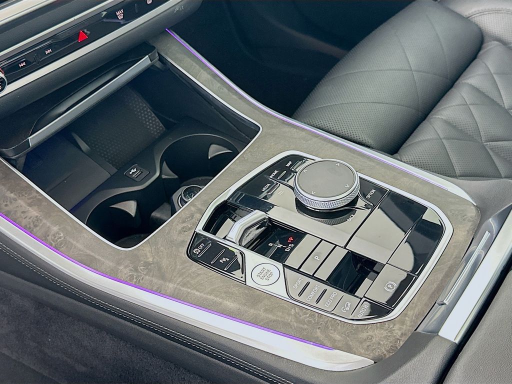 Thumbnail: 2024 BMW X5 - 17