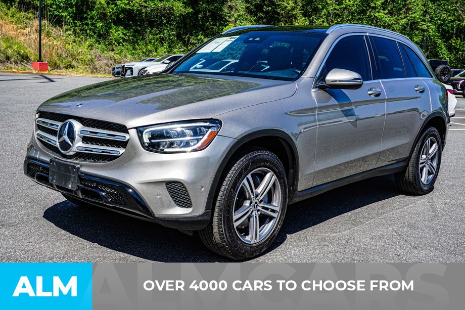 Used 2022 Silver Mercedes-Benz GLC 300 image 3