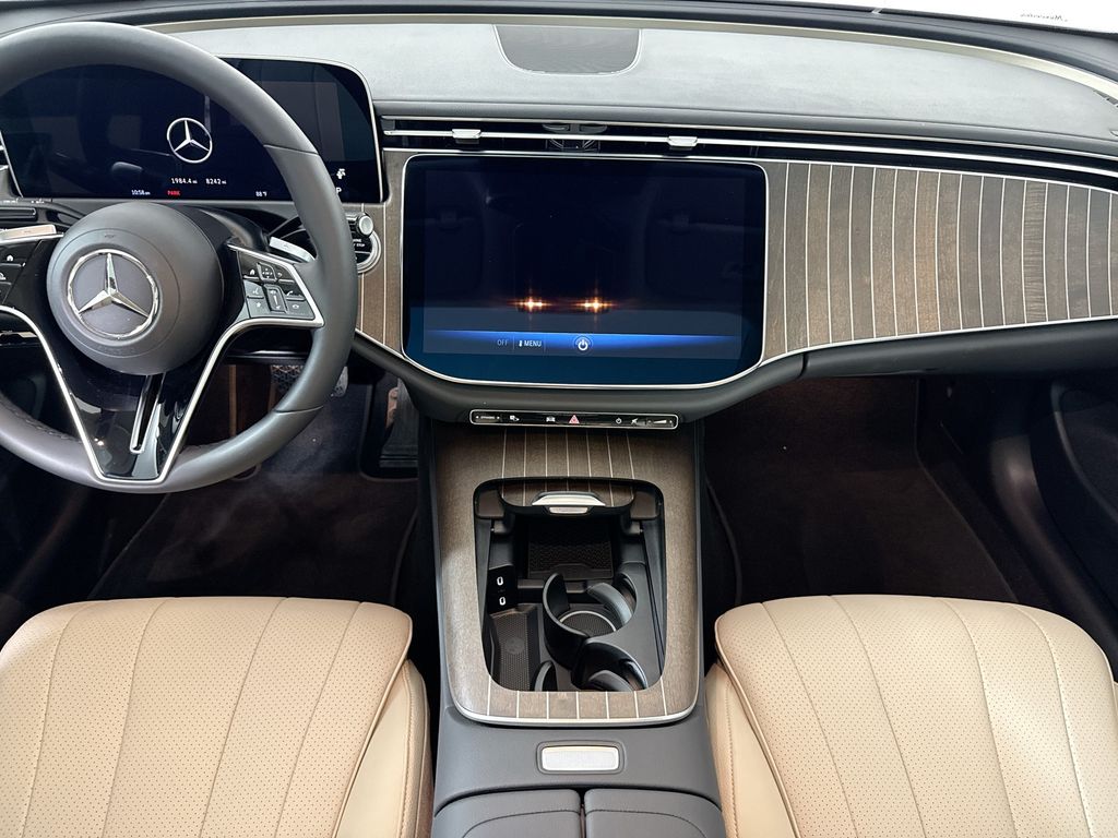 Thumbnail: 2025 Mercedes-Benz E-Class - 14