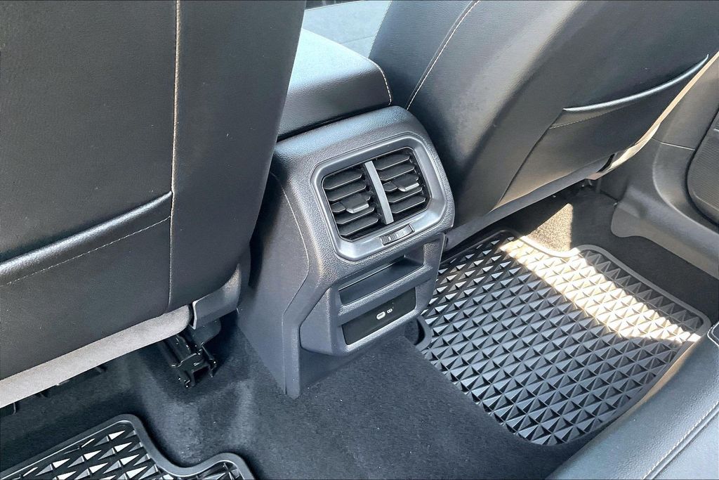 Used 2022 Volkswagen Taos SUV