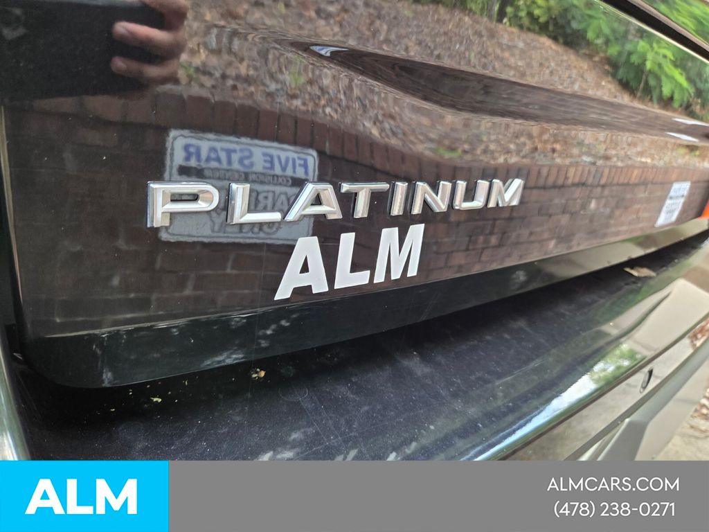 Used 2025 Black Ford Platinum image 8