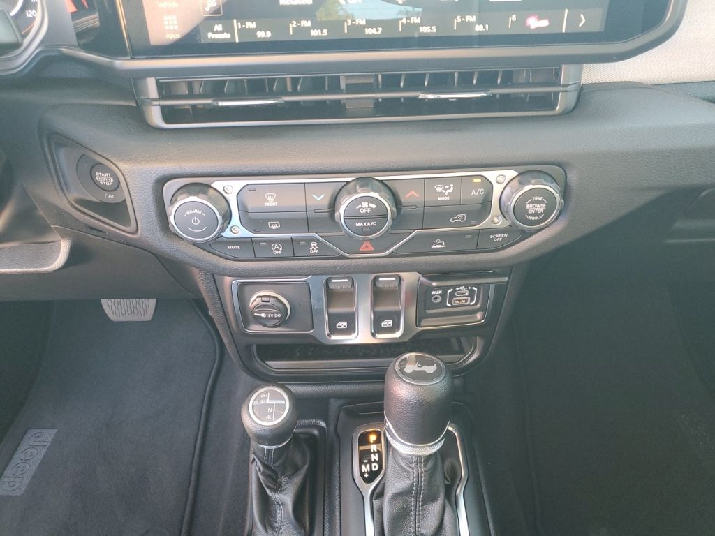New Car 2025 Jeep Wrangler  For Sale Under $40,000 In Austin, Texas