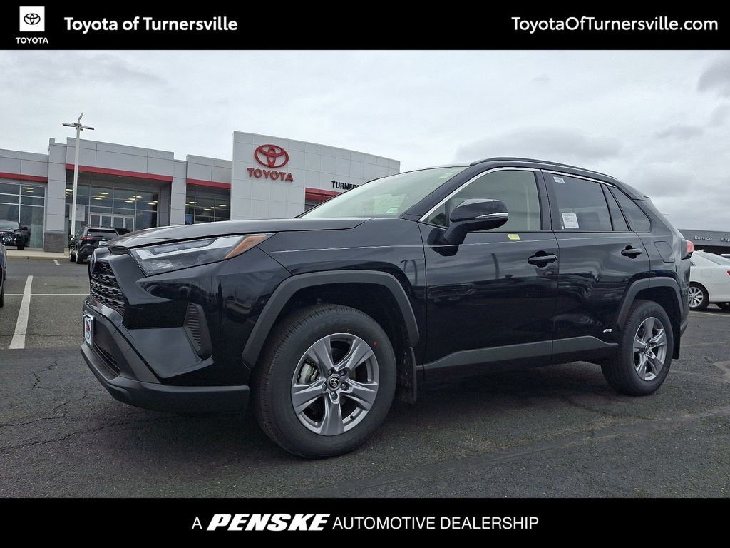 2025 Toyota RAV4 XLE -
                Turnersville, NJ