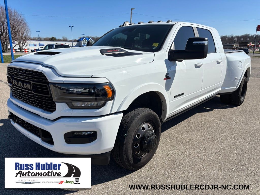 2024 RAM 3500 Limited Mega Cab DRW 4WD