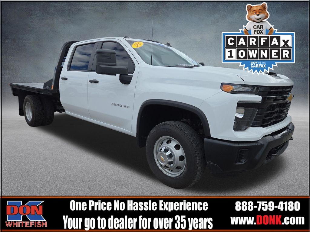 Summit White 2025 Chevrolet Silverado 3500HD Pickup Truck Four-Wheel Drive Automatic