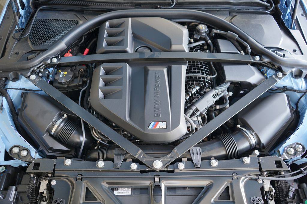 Thumbnail: 2026 BMW M2 - 25