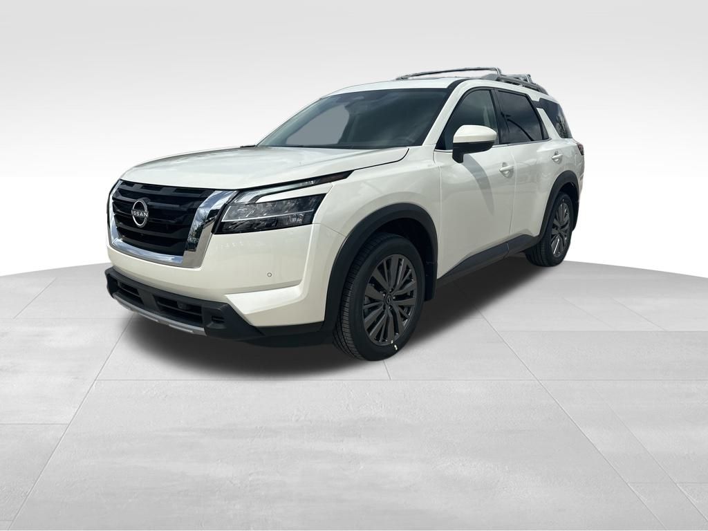 2024 Nissan Pathfinder SL 2