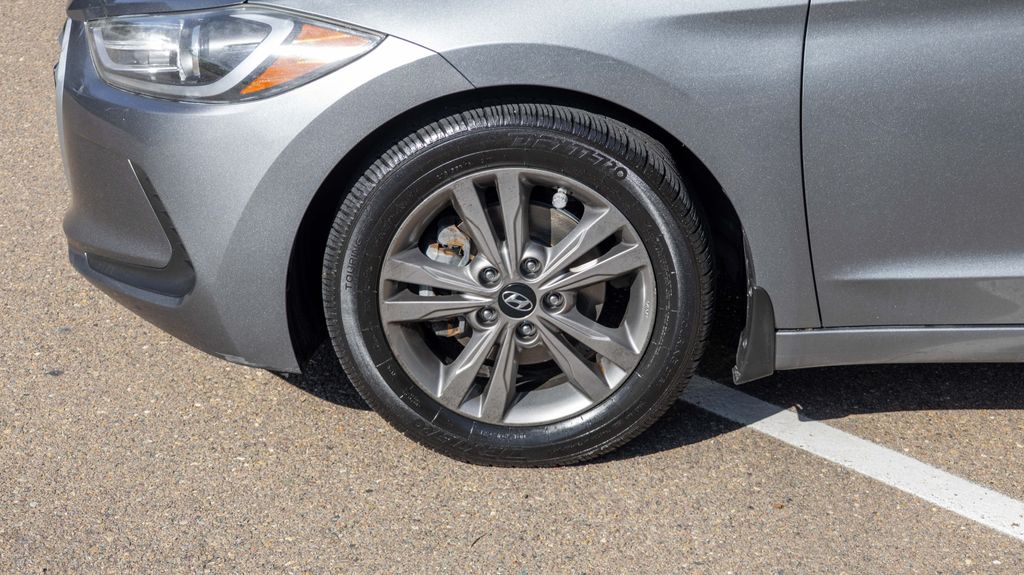 Used 2017 Hyundai Elantra SE 4D Sedan