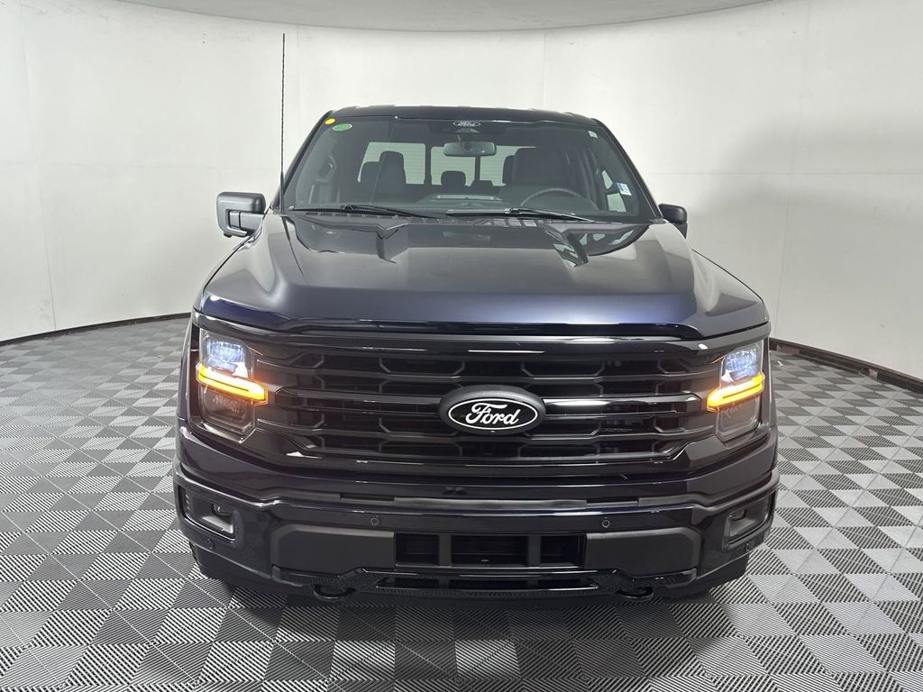 2024 Ford F-150 XLT 2