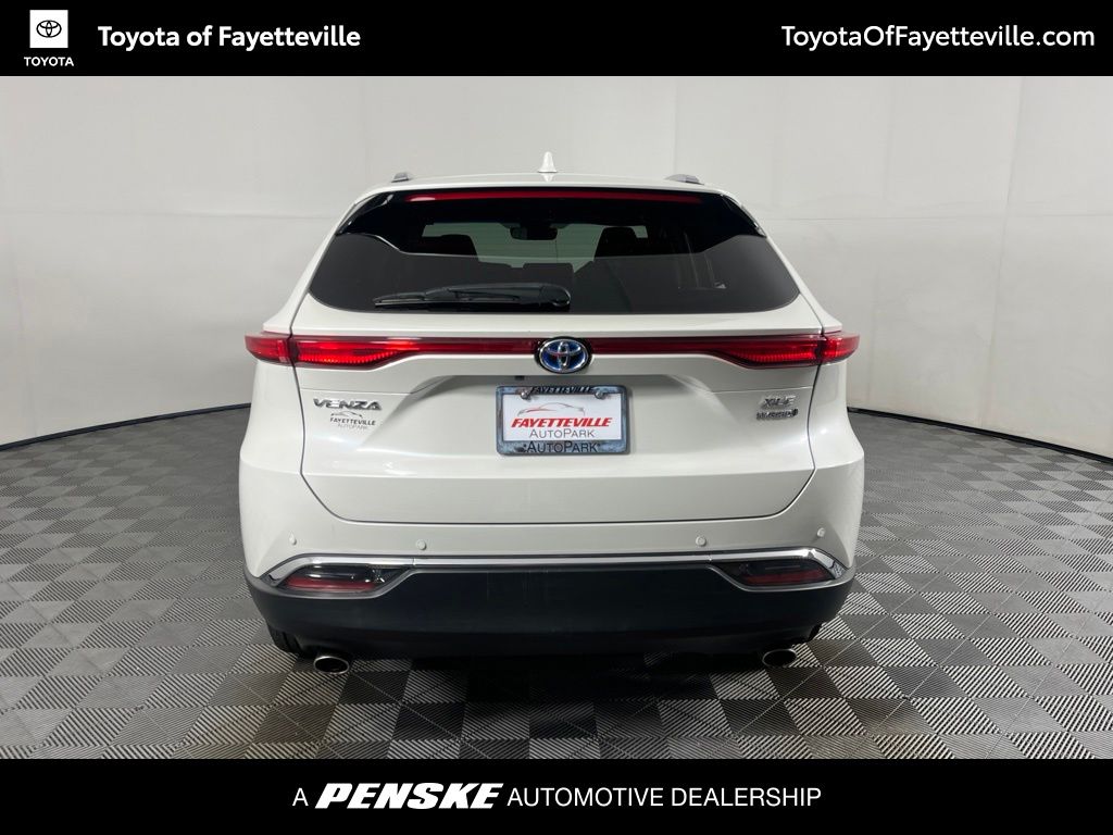 Thumbnail: 2021 Toyota Venza - 4