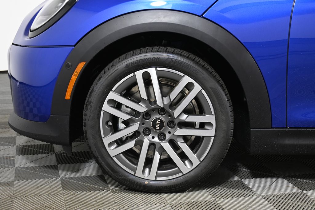 Thumbnail: 2026 MINI Cooper - 18