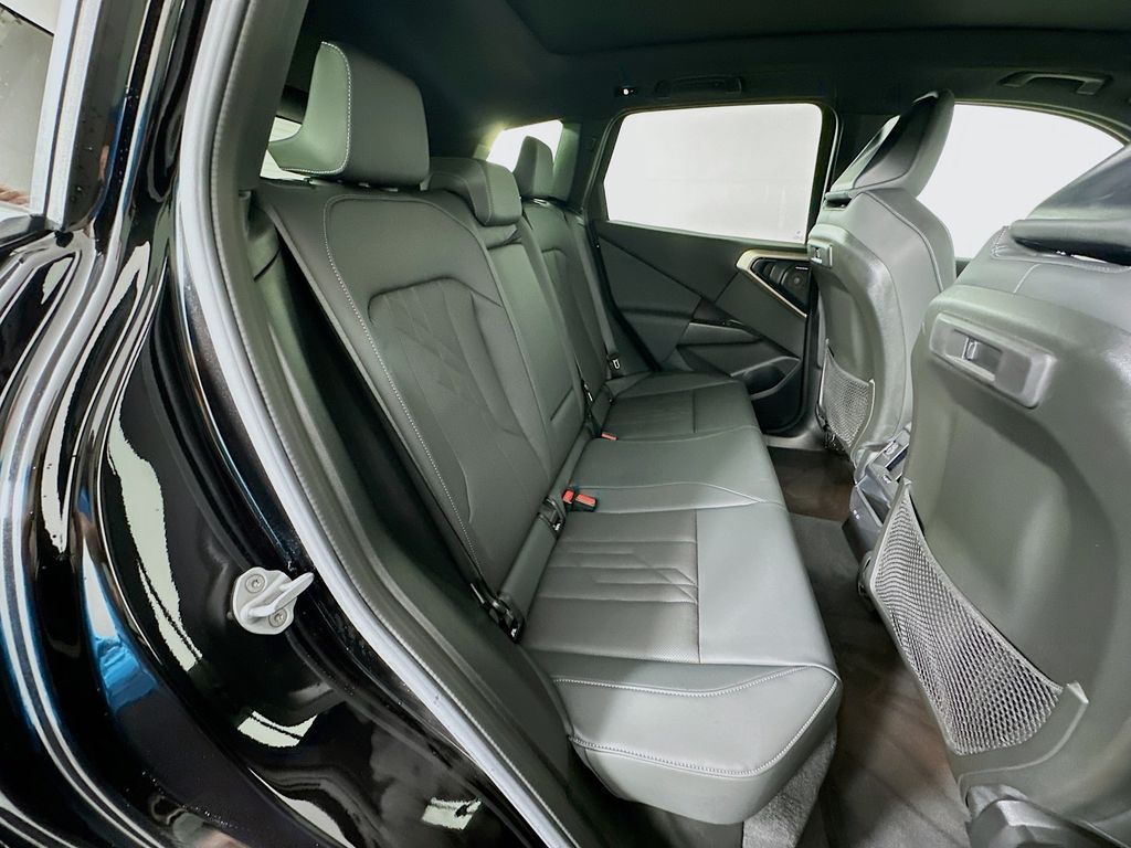 Thumbnail: 2025 BMW X3 - 26