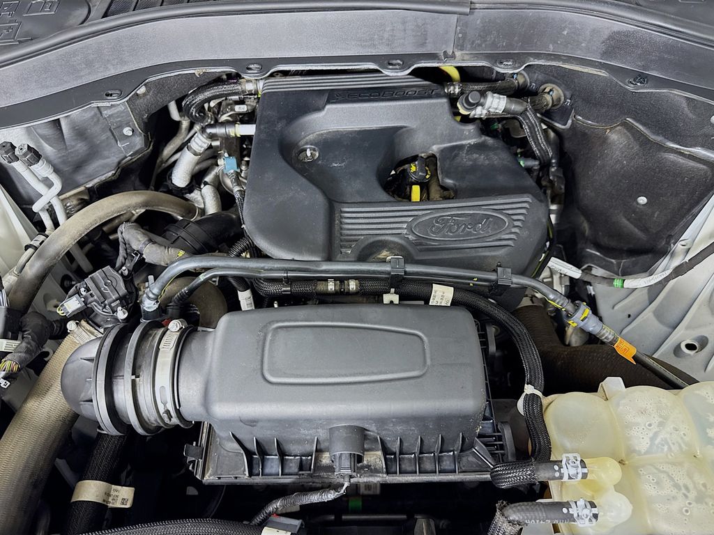 Used Car 2020 Ford Explorer  Xlt For Sale Under $20,000 In Austin, Texas