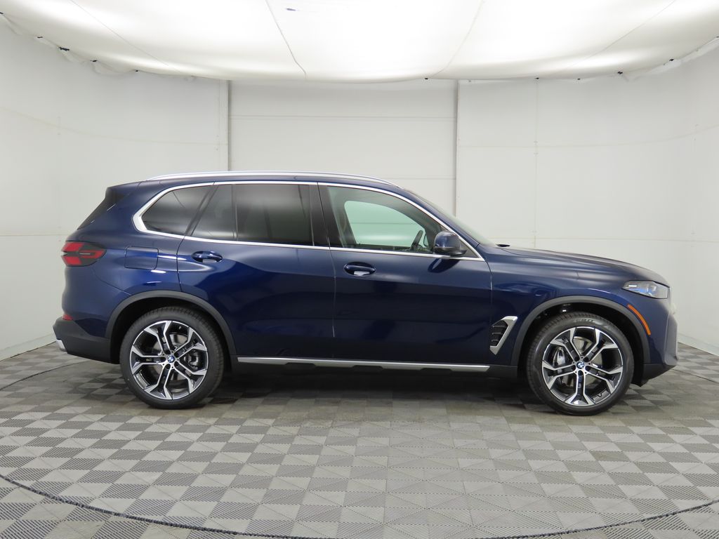 Thumbnail: 2026 BMW X5 - 4
