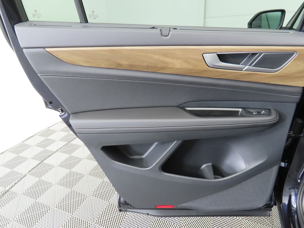 Thumbnail: 2026 Volkswagen Atlas - 26