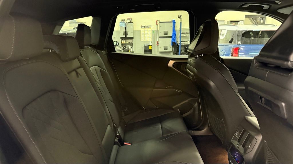 Thumbnail: 2025 BMW X3 - 25