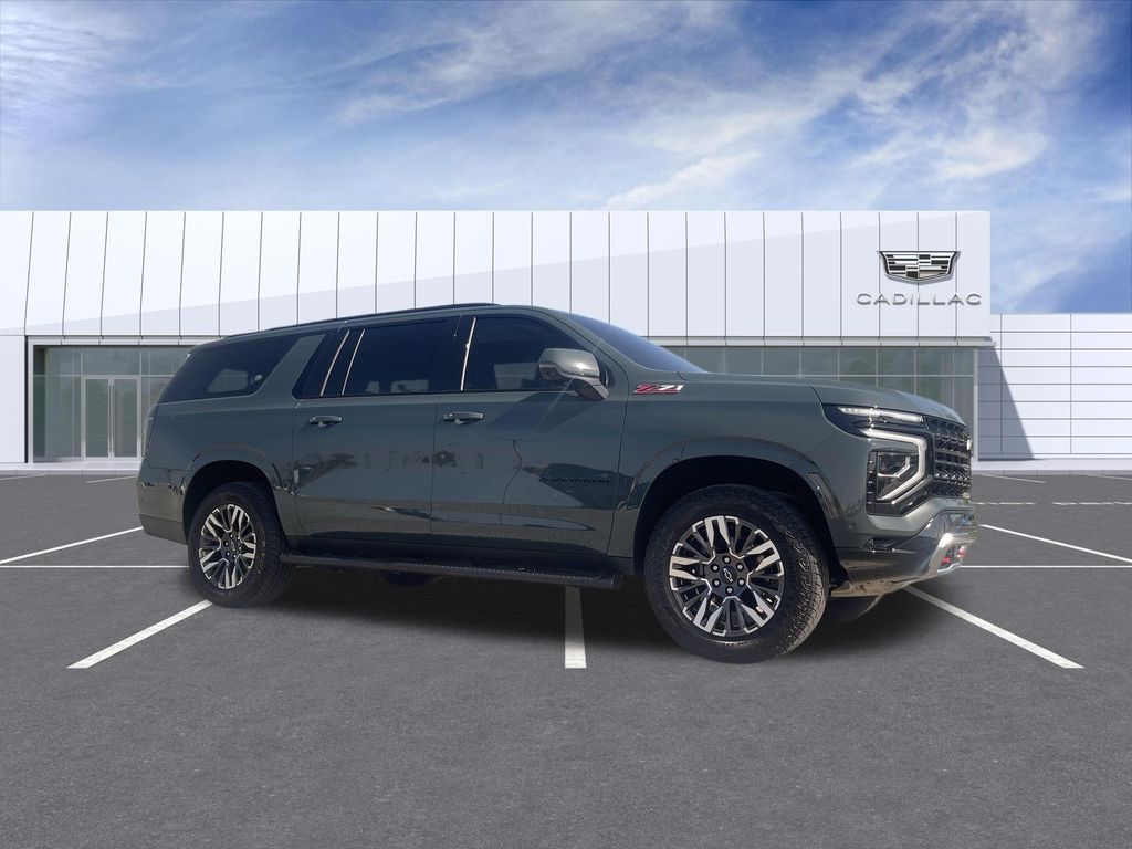 Cypress Gray 2026 Chevrolet Suburban SUV / Crossover Four-Wheel Drive 