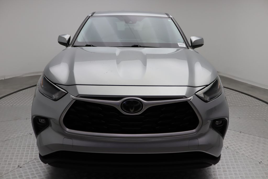 Thumbnail: 2021 Toyota Highlander - 5