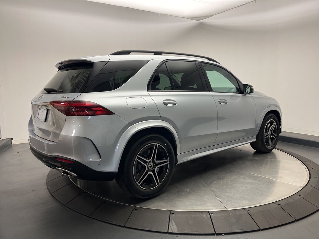 Thumbnail: 2026 Mercedes-Benz GLE - 7