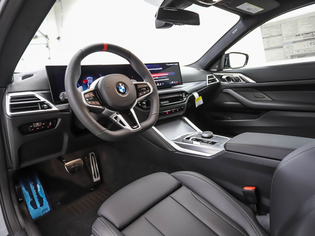 2025 BMW 4 Series M440i xDrive 10