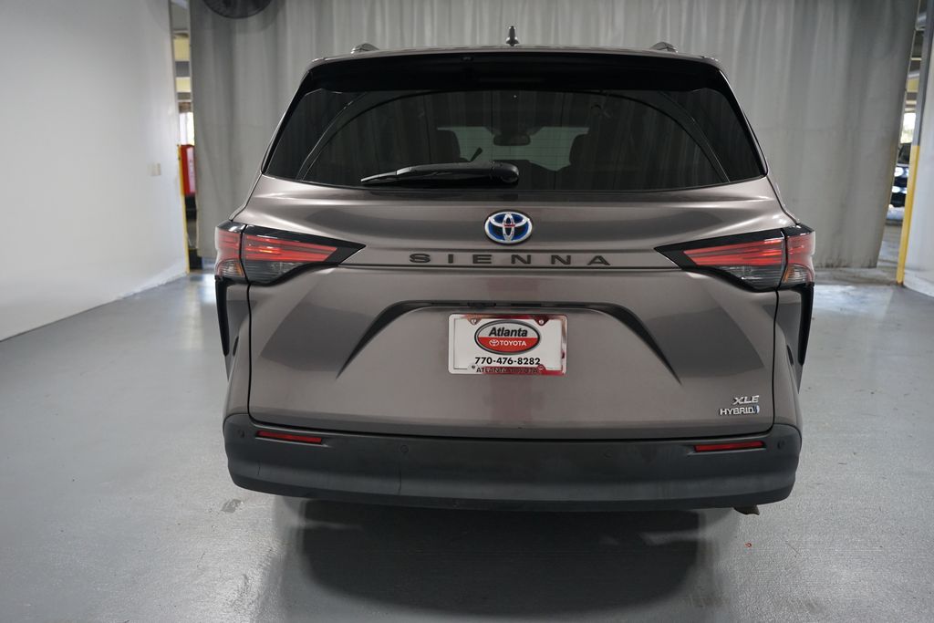 Thumbnail: 2022 Toyota Sienna - 7